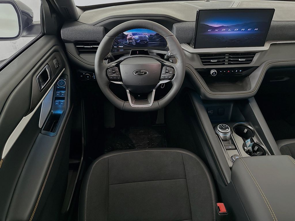 Thumbnail: 2026 Ford Explorer - 10