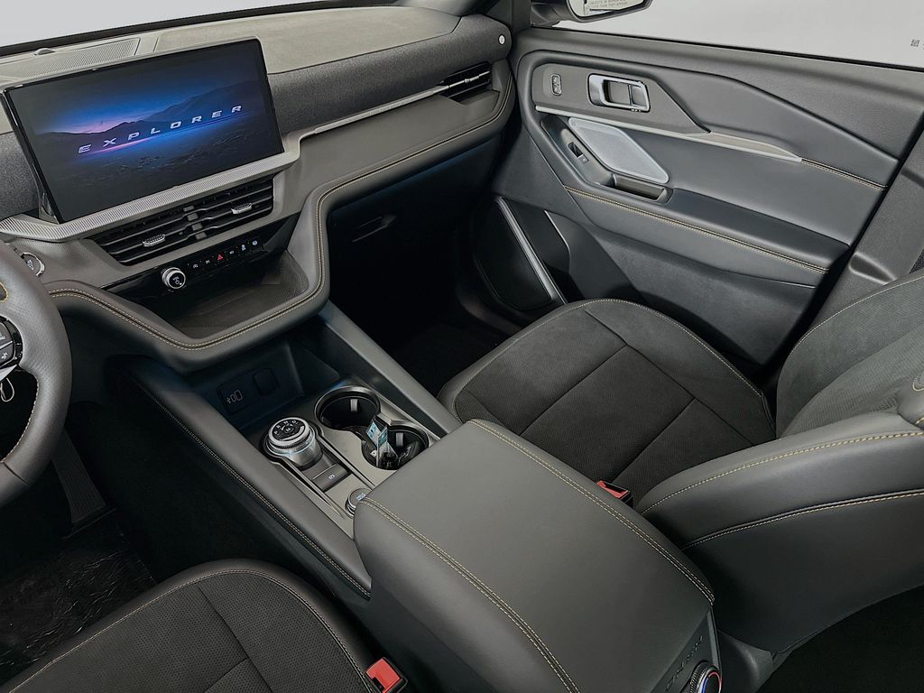 Thumbnail: 2026 Ford Explorer - 14