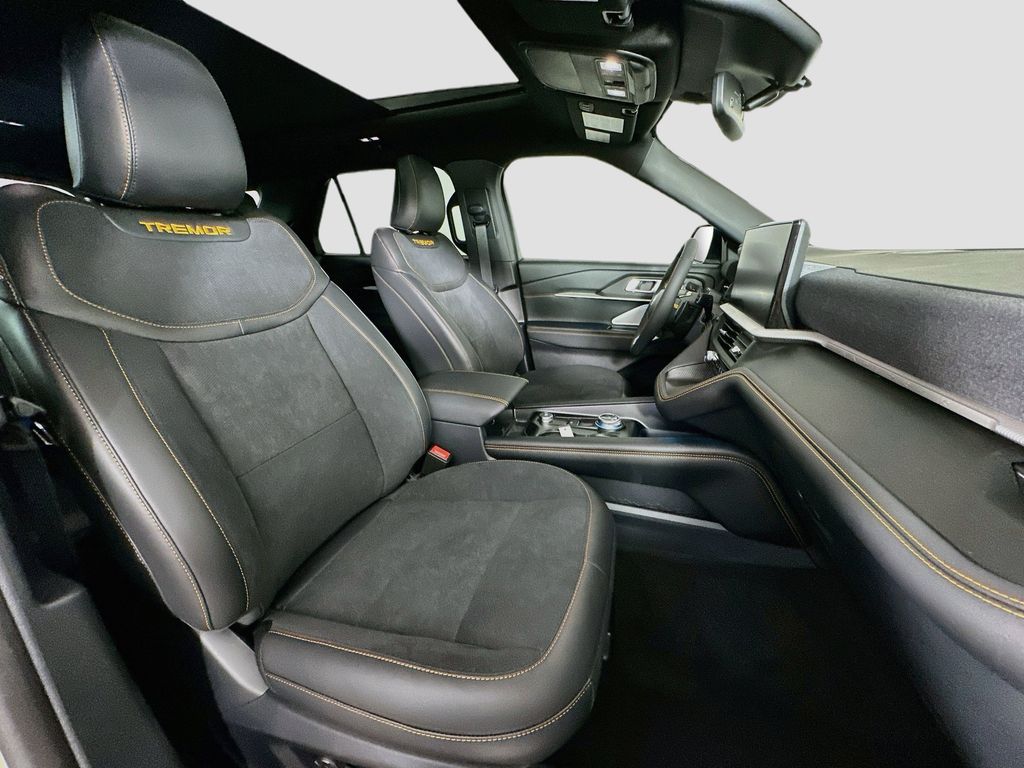 Thumbnail: 2026 Ford Explorer - 12