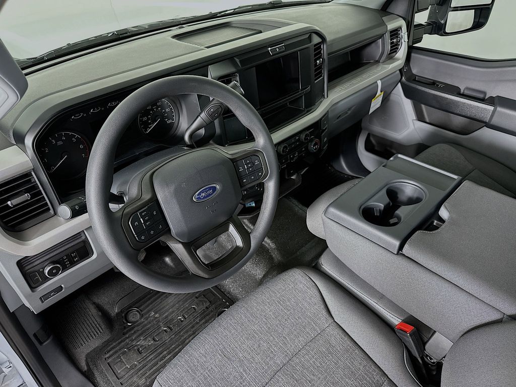 Thumbnail: 2025 Ford F-250 - 2