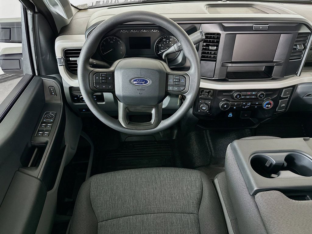 Thumbnail: 2026 Ford F-250 - 9