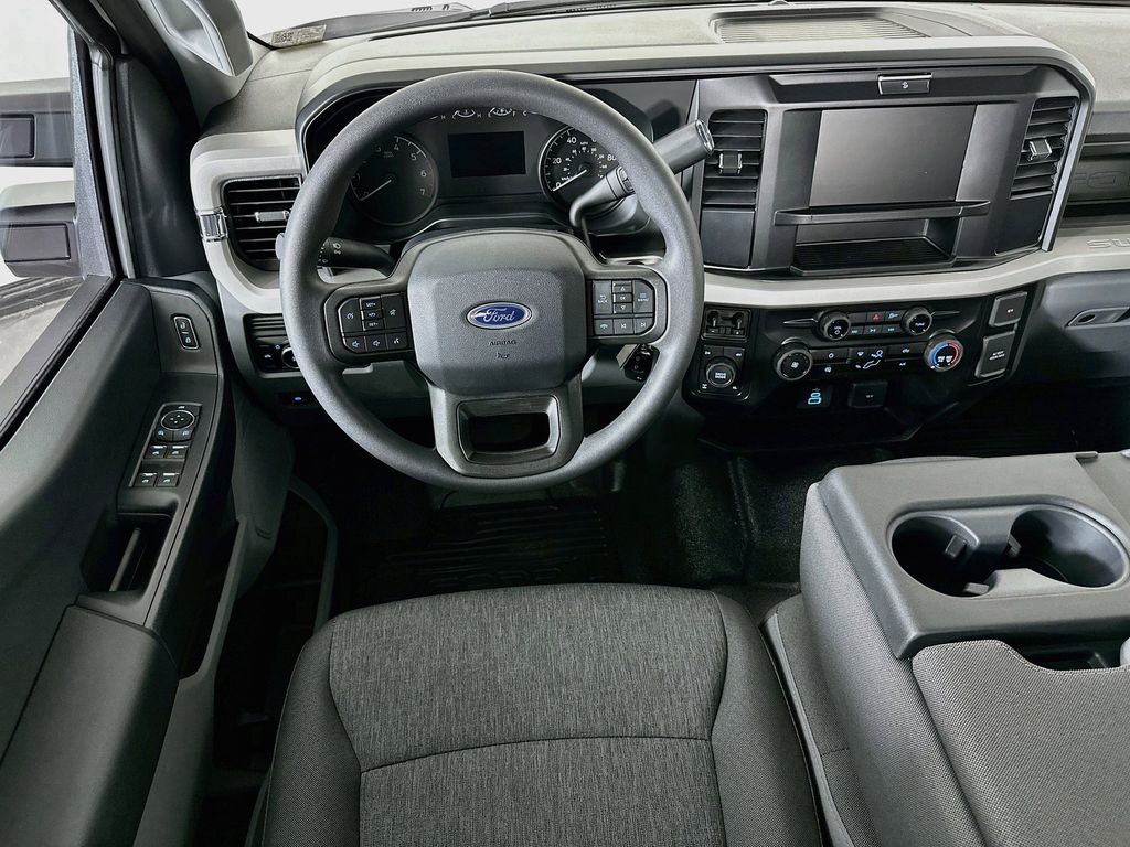 Thumbnail: 2026 Ford F-250 - 9