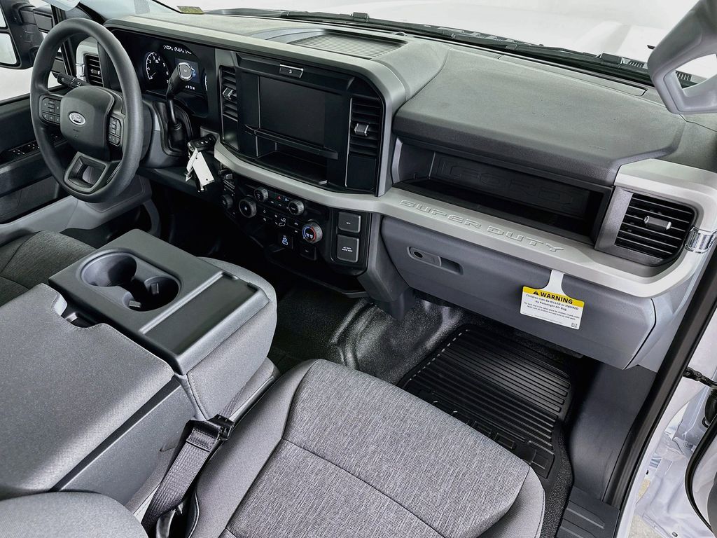 Thumbnail: 2026 Ford F-250 - 31