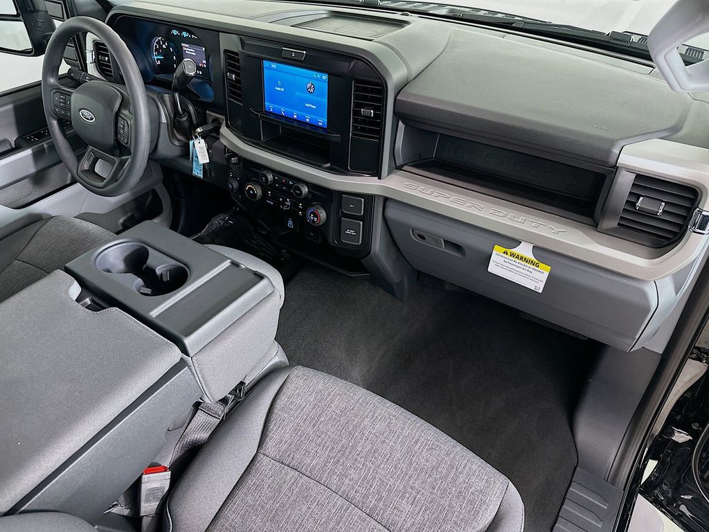 Thumbnail: 2026 Ford F-250 - 31