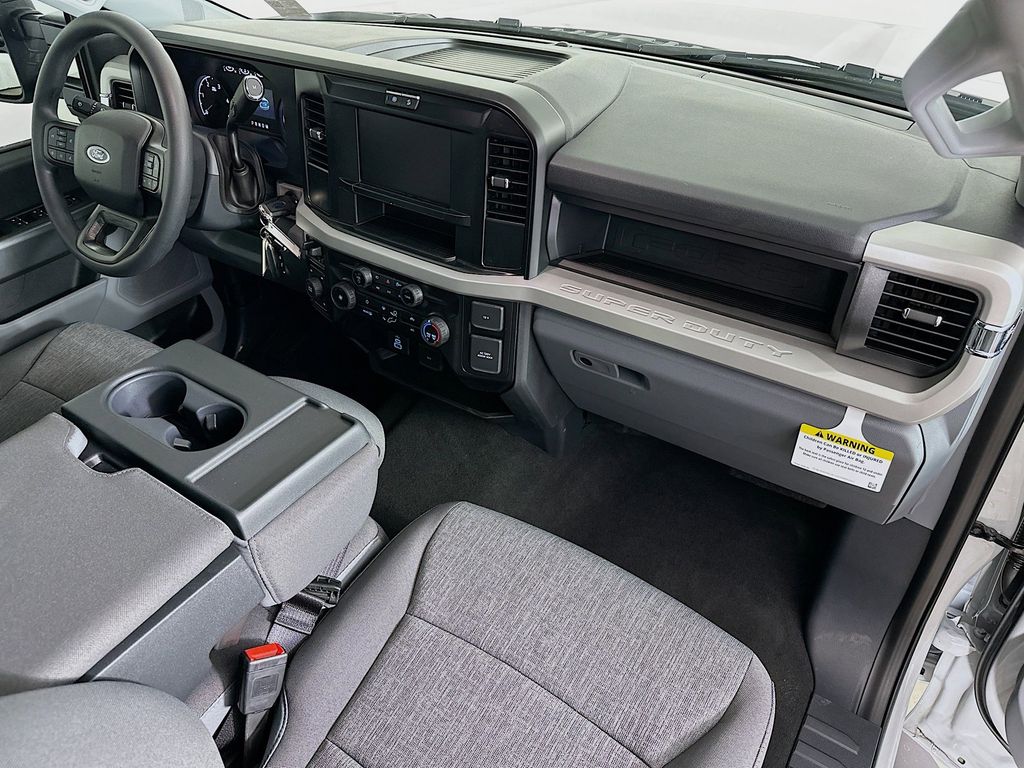 Thumbnail: 2026 Ford F-250 - 31