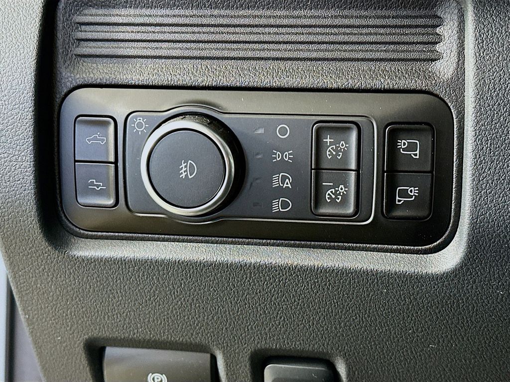 Thumbnail: 2026 Ford F-250 - 28