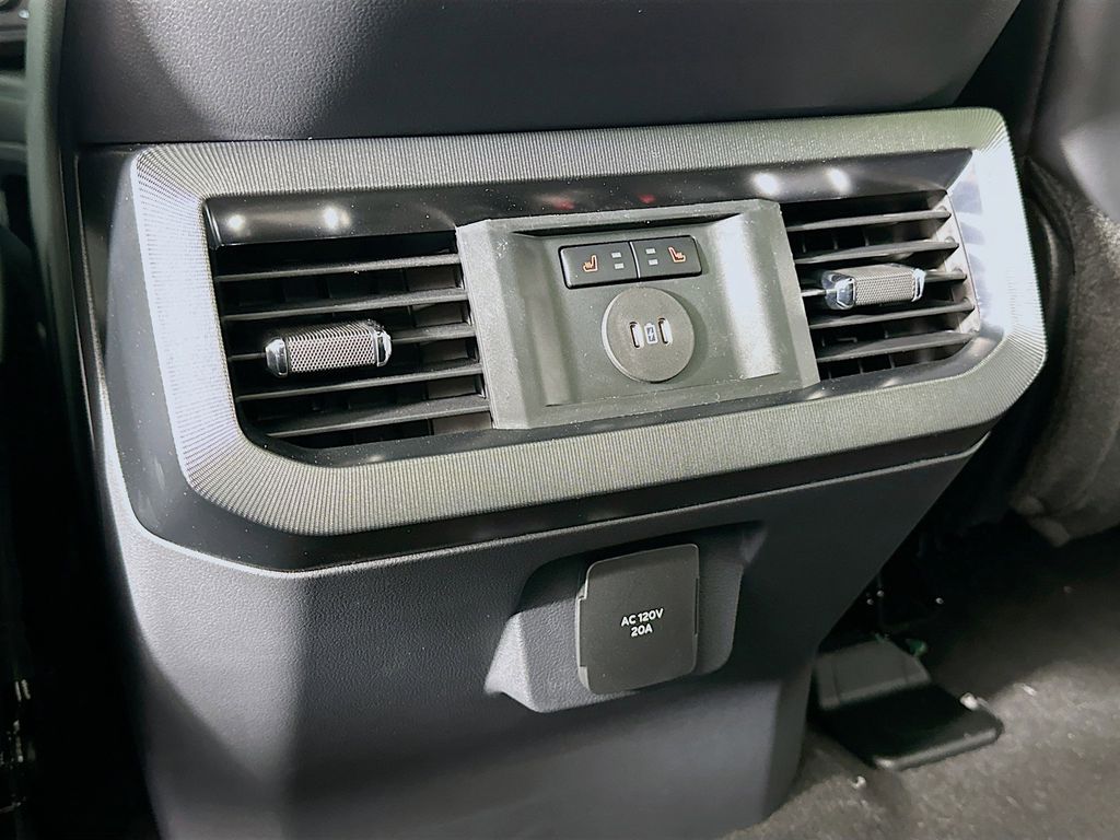 Thumbnail: 2025 Ford F-250 - 19