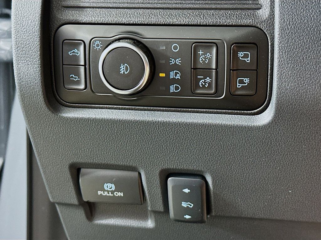 Thumbnail: 2026 Ford F-250 - 28