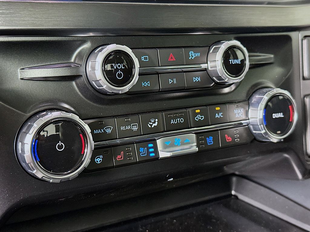 Thumbnail: 2025 Ford F-250 - 21