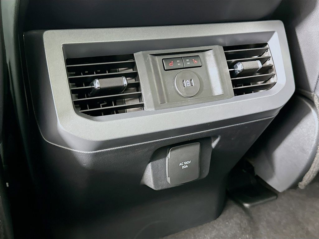 Thumbnail: 2025 Ford F-250 - 20