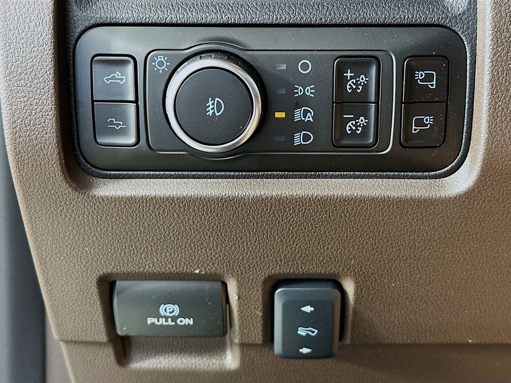 Thumbnail: 2026 Ford F-250 - 27