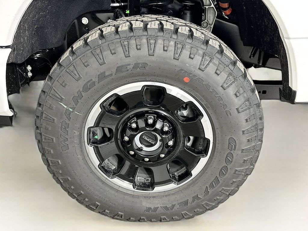 Thumbnail: 2025 Ford F-250 - 8