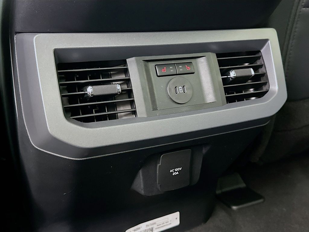 Thumbnail: 2025 Ford F-250 - 20