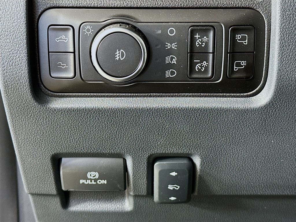 Thumbnail: 2026 Ford F-250 - 27