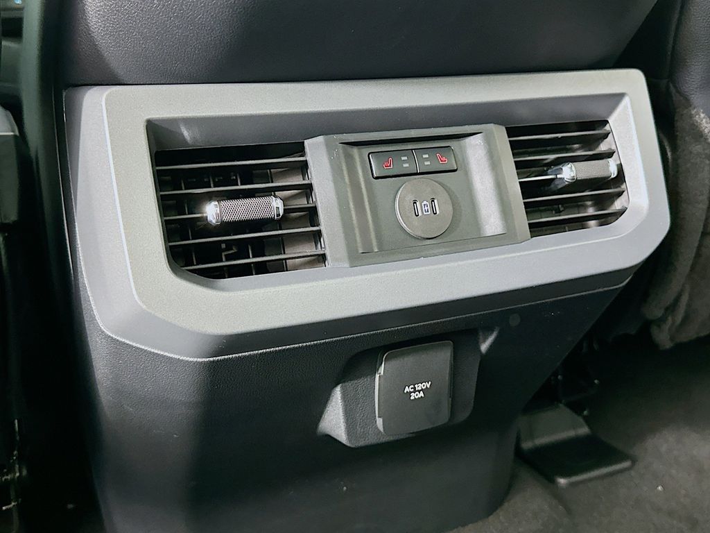 Thumbnail: 2025 Ford F-250 - 19