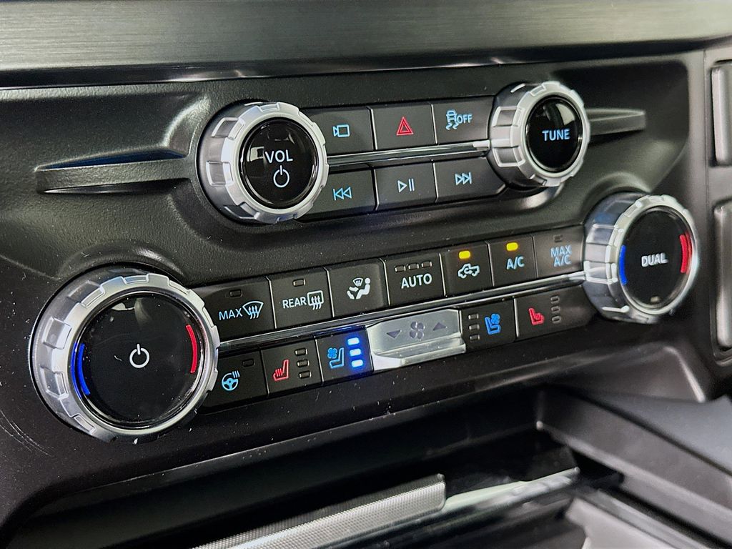 Thumbnail: 2025 Ford F-250 - 20