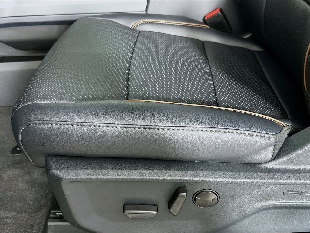 Thumbnail: 2025 Ford F-250 - 32