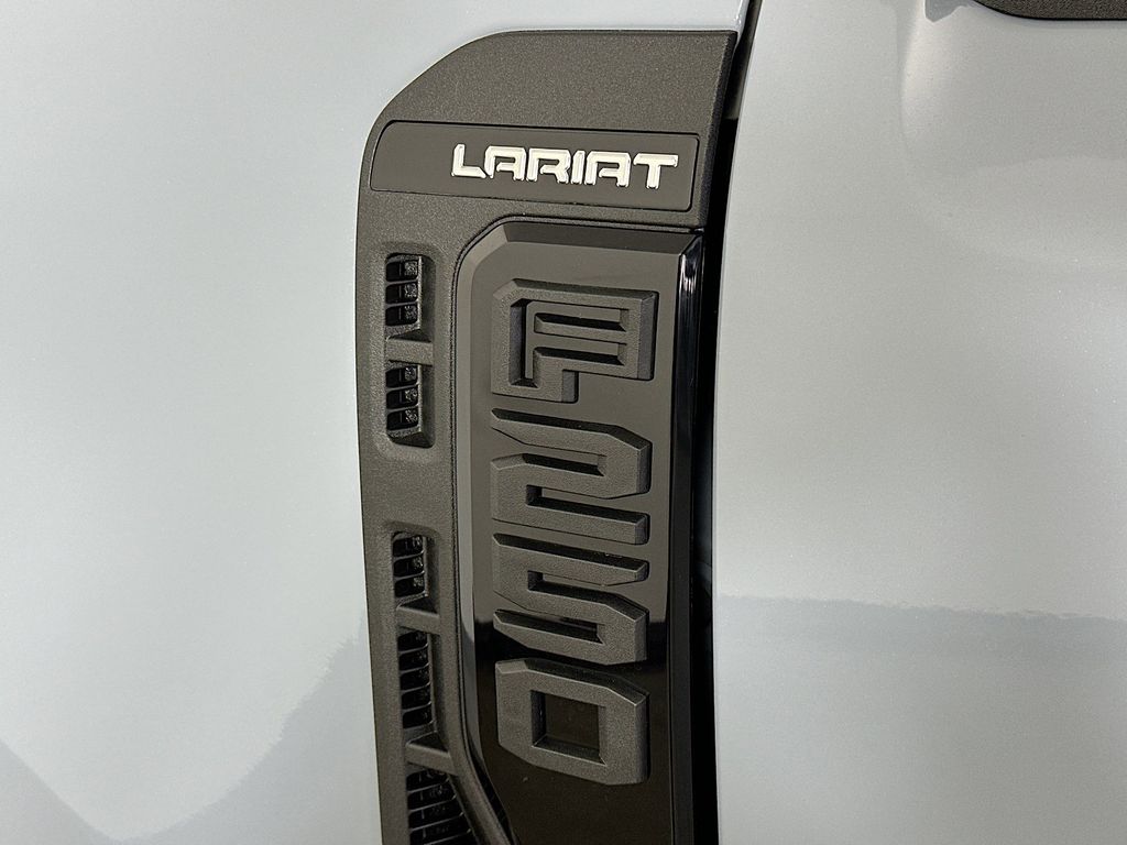 Thumbnail: 2025 Ford F-250 - 18