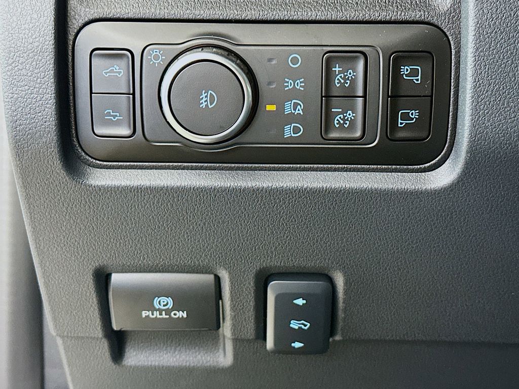 Thumbnail: 2026 Ford F-250 - 28