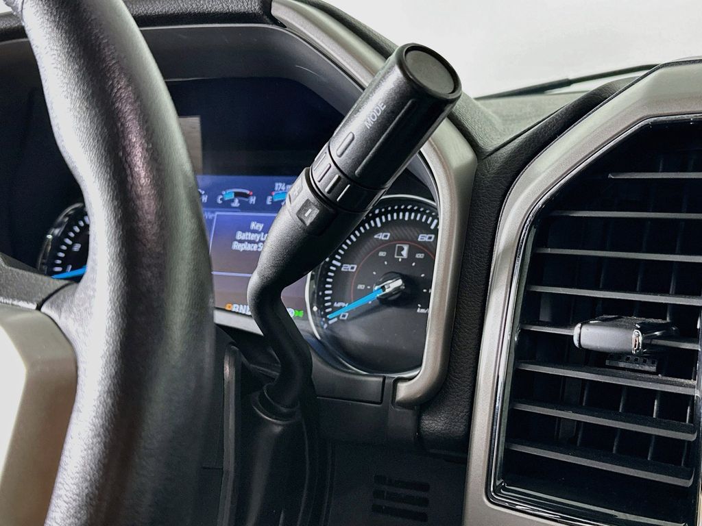 Thumbnail: 2020 Ford F-250 - 22