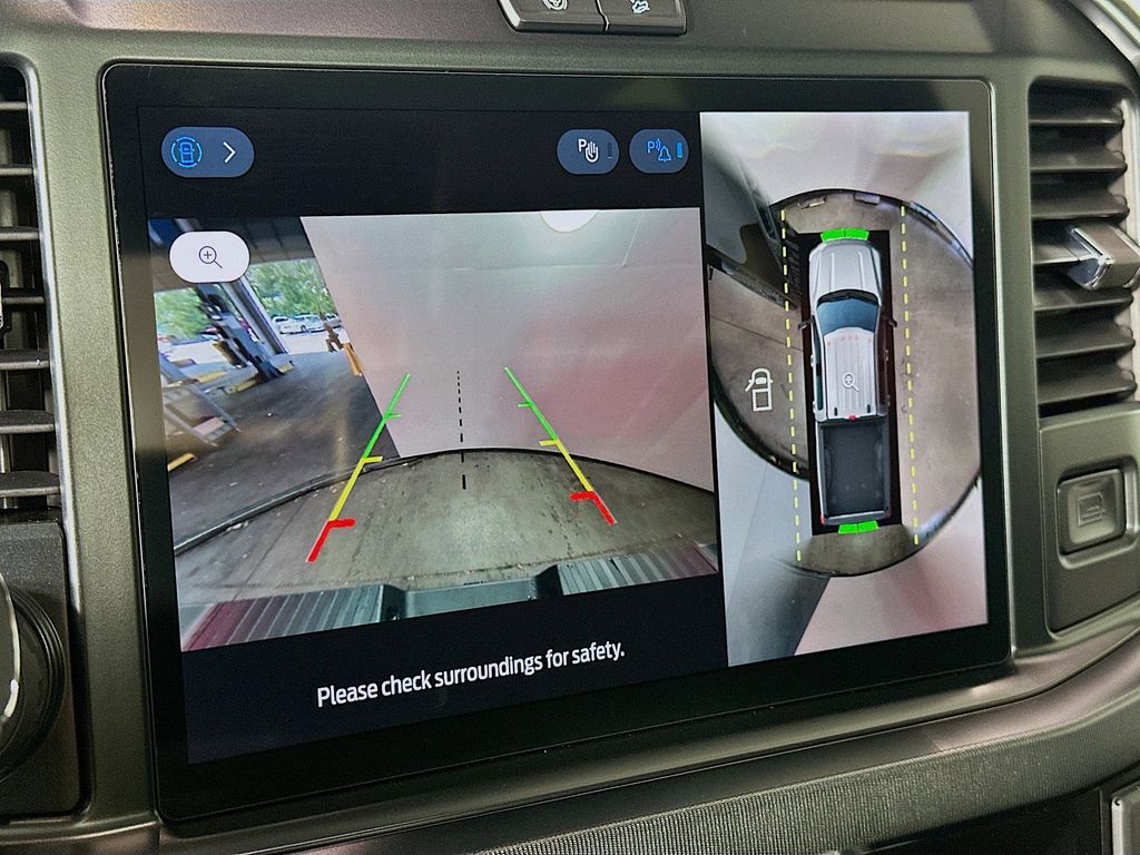 Thumbnail: 2025 Ford F-350 - 29