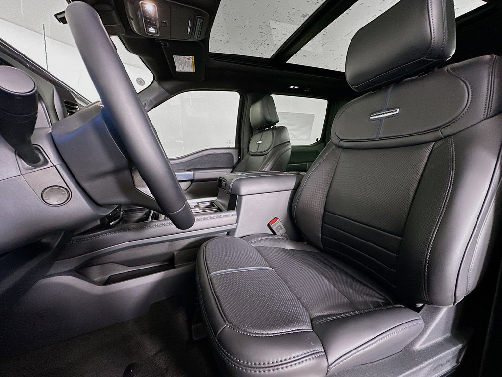 Thumbnail: 2025 Ford F-350 - 9