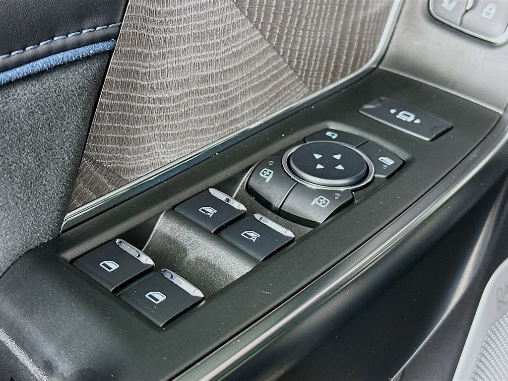 Thumbnail: 2025 Ford F-350 - 30