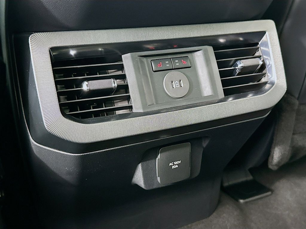 Thumbnail: 2025 Ford F-350 - 19