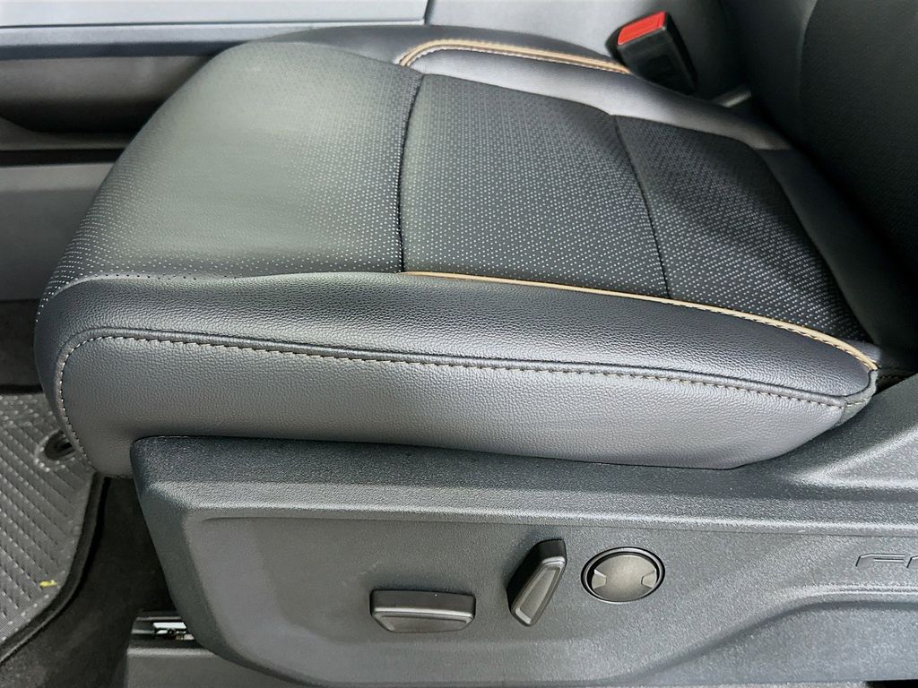 Thumbnail: 2025 Ford F-350 - 32