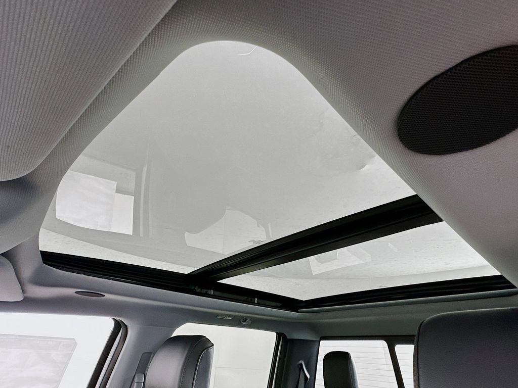 Thumbnail: 2025 Ford F-350 - 33