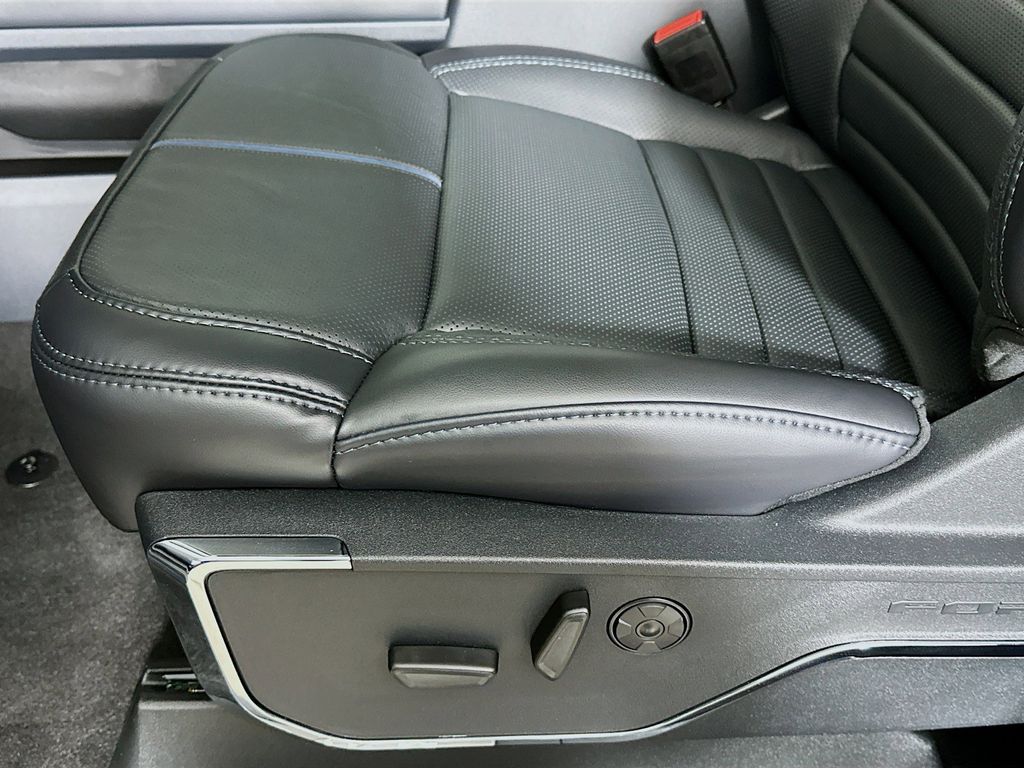 Thumbnail: 2026 Ford F-350 - 31