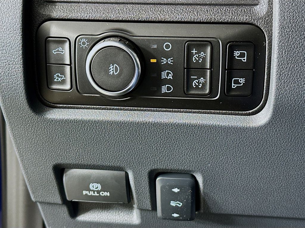 Thumbnail: 2026 Ford F-350 - 27