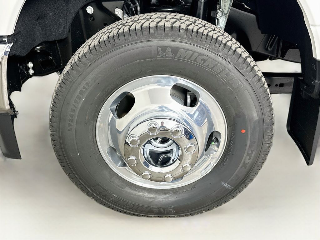 Thumbnail: 2026 Ford F-350 - 7