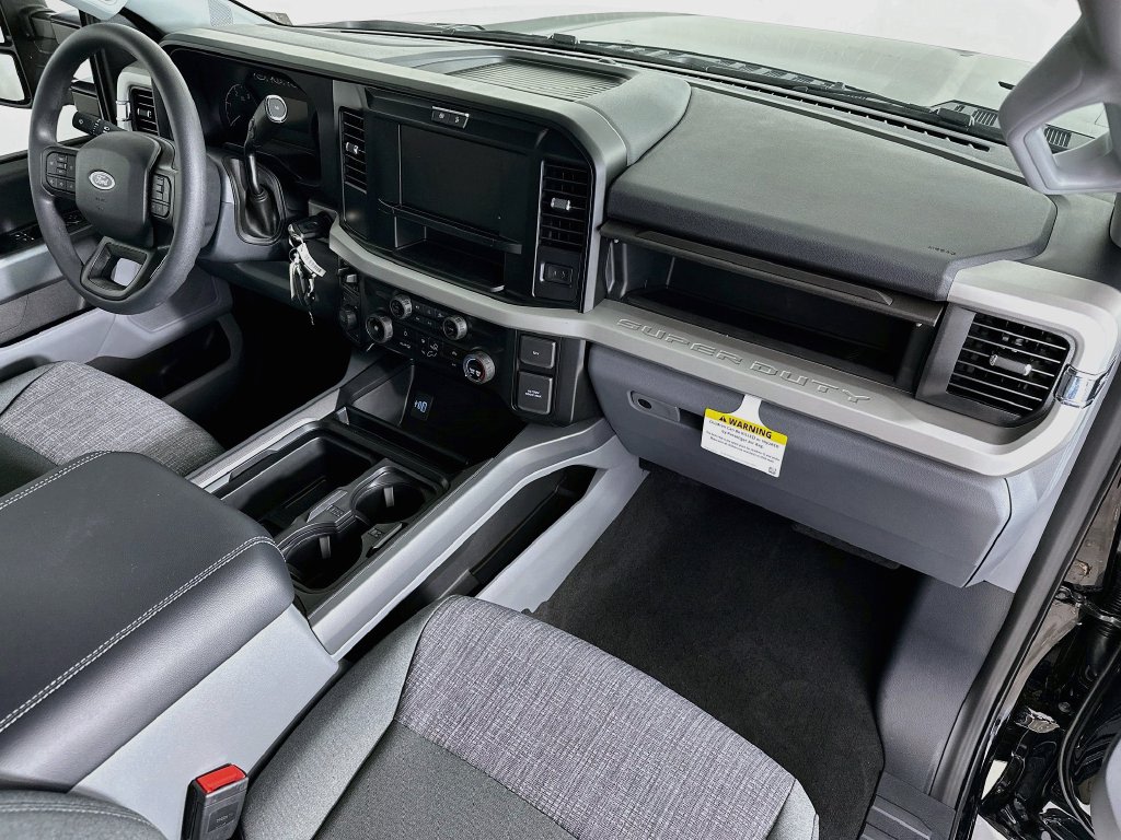 Thumbnail: 2026 Ford F-350 - 32