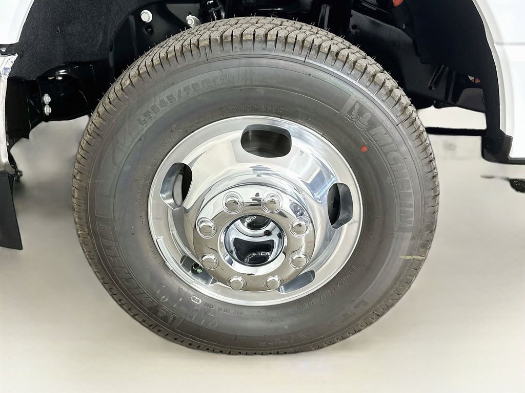 Thumbnail: 2026 Ford F-350 - 7