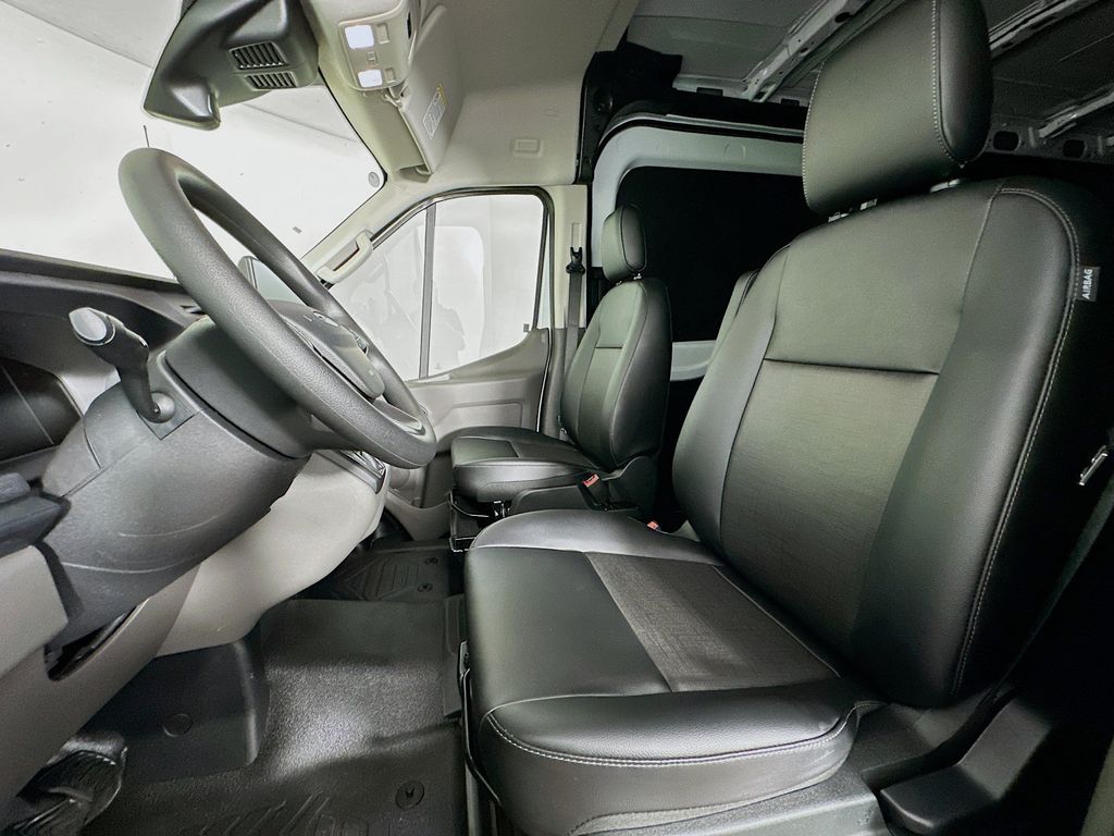 Thumbnail: 2026 Ford Transit Series - 10