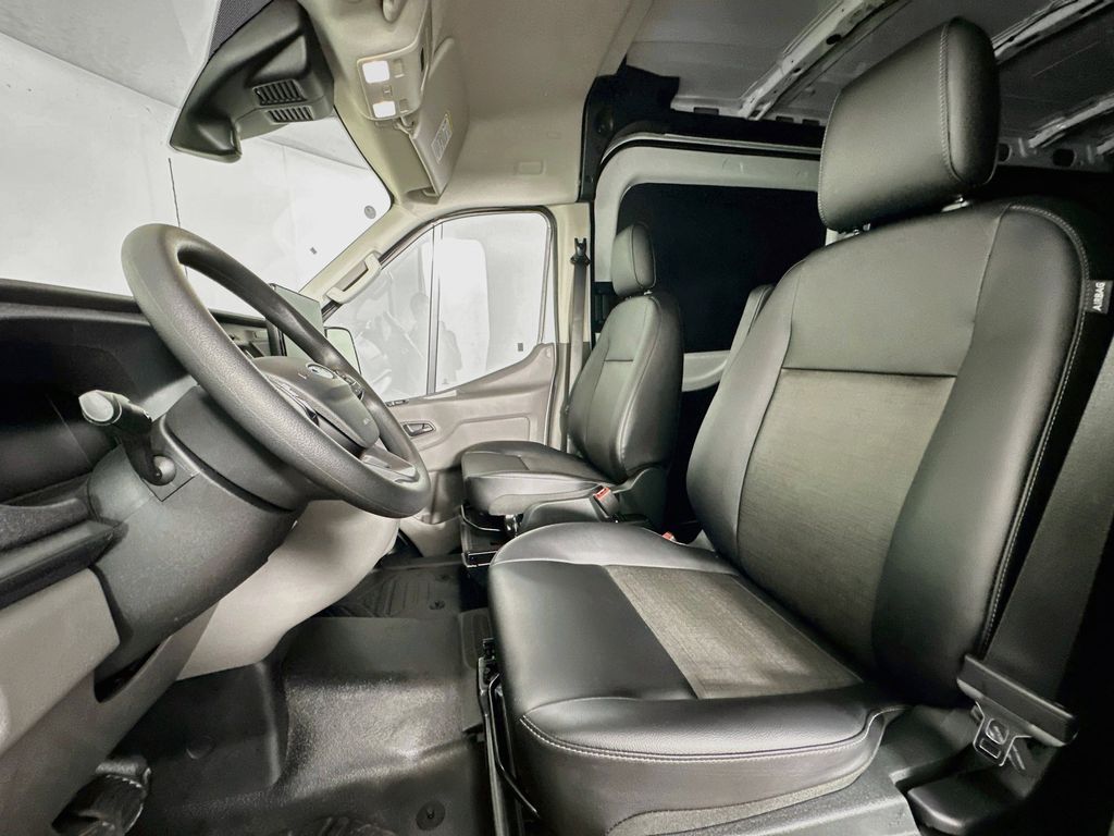 Thumbnail: 2026 Ford Transit Series - 10