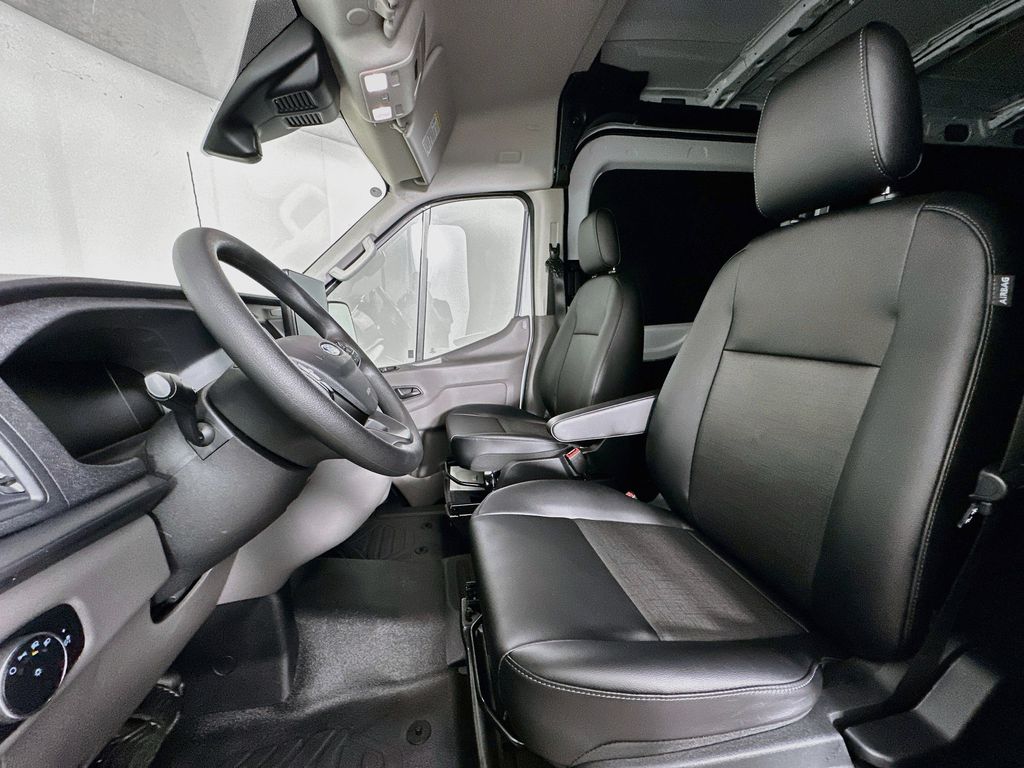 Thumbnail: 2026 Ford Transit Series - 10