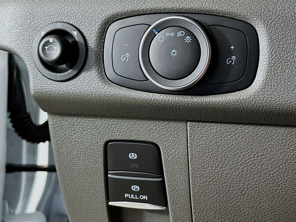 Thumbnail: 2025 Ford Transit Series - 25