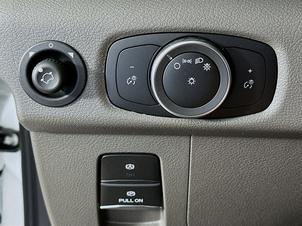 Thumbnail: 2025 Ford Transit Series - 25