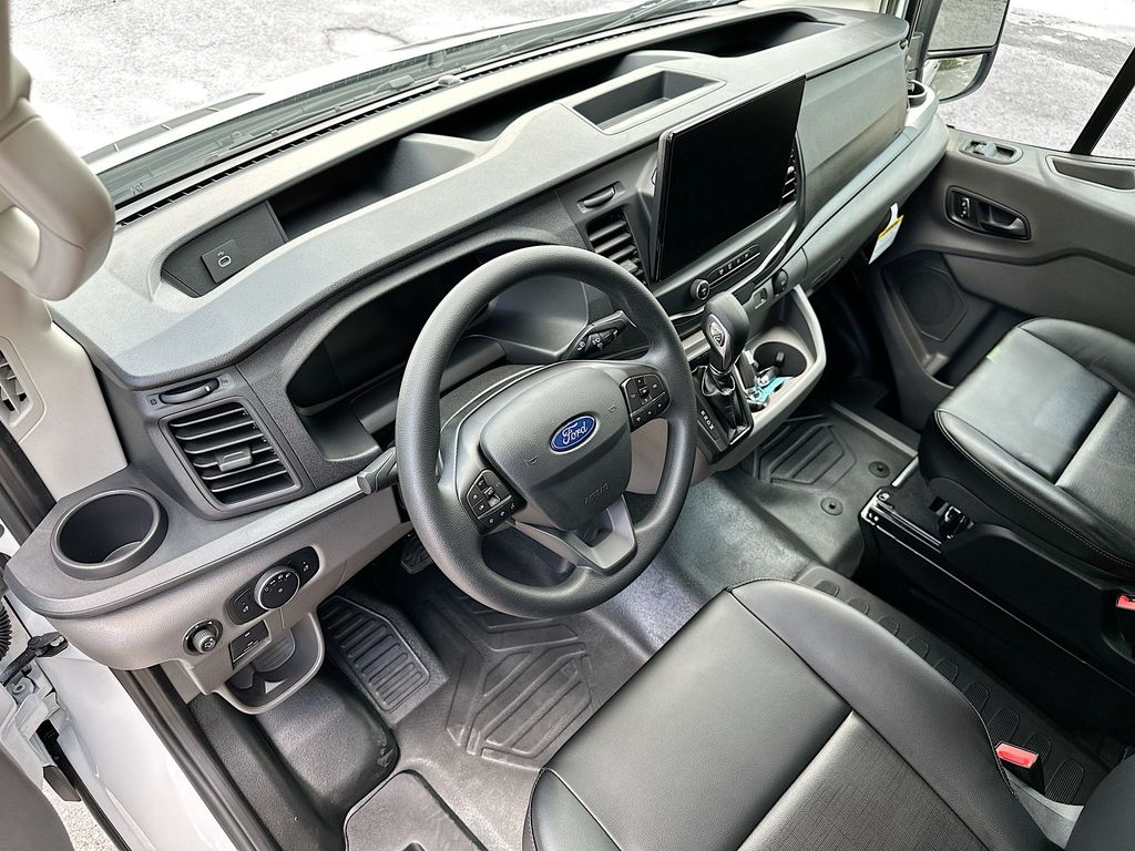 Thumbnail: 2026 Ford Transit Series - 2