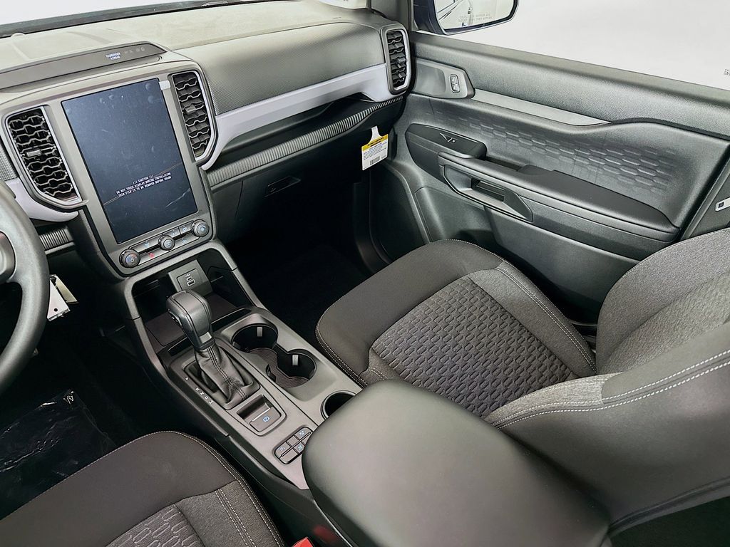 Thumbnail: 2025 Ford Ranger - 12