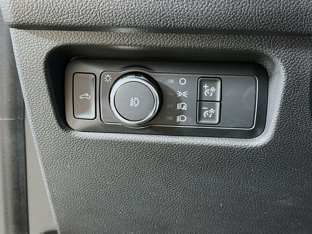 Thumbnail: 2025 Ford Ranger - 25