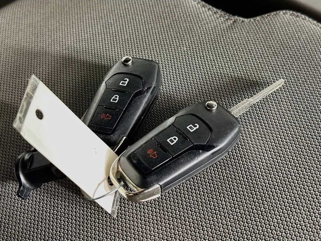 Thumbnail: 2019 Ford F-150 - 19