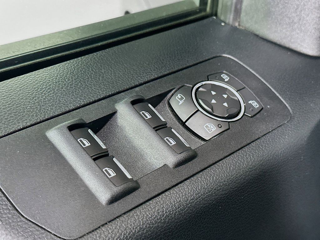 Thumbnail: 2015 Ford F-150 - 28