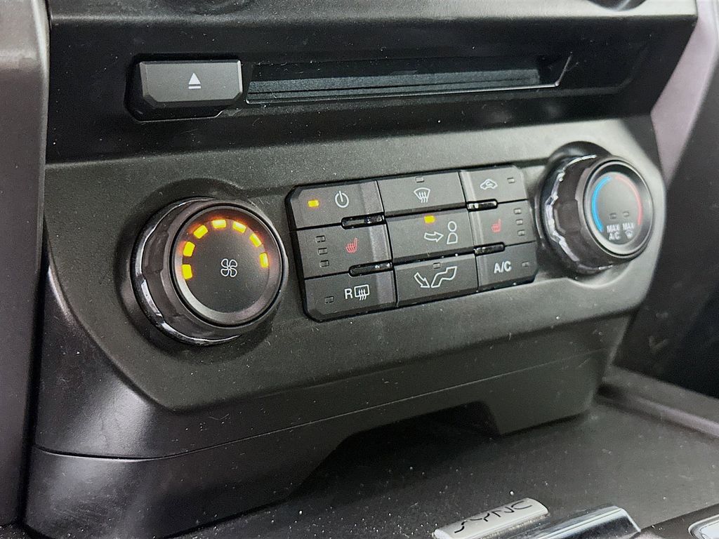 Thumbnail: 2015 Ford F-150 - 23