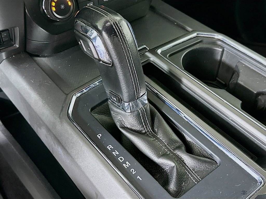 Thumbnail: 2015 Ford F-150 - 17