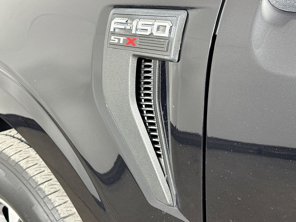 Thumbnail: 2022 Ford F-150 - 7