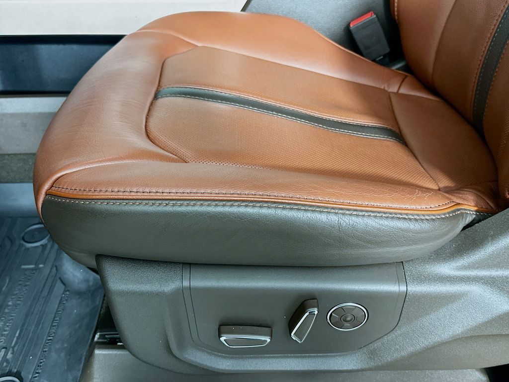 Thumbnail: 2020 Ford F-150 - 30