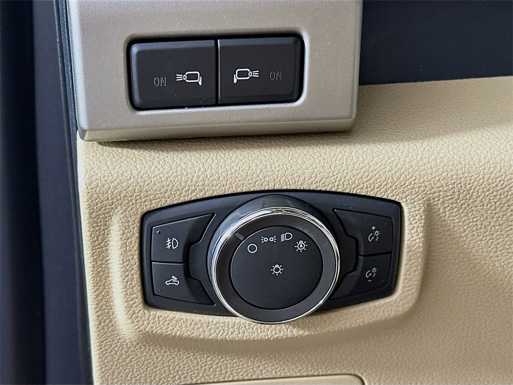 2020 Ford F-150 Lariat 27